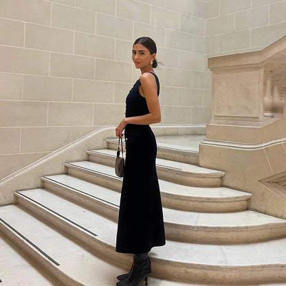 TARUXY Ribbed Knit Sleeveless Bodycon Dress – High-Waist & Modern Fit